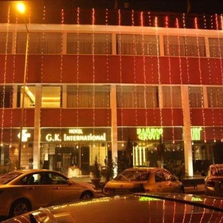 Hotel Gk International Чандигарх Экстерьер фото