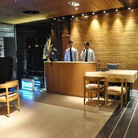 Hotel Gk International Чандигарх Экстерьер фото
