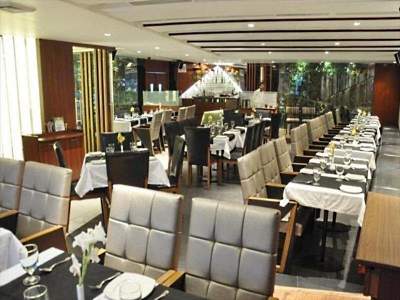 Hotel Gk International Чандигарх Экстерьер фото